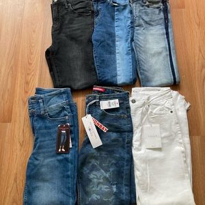 Bundle of ankle skinny jeans, jeggings size 1